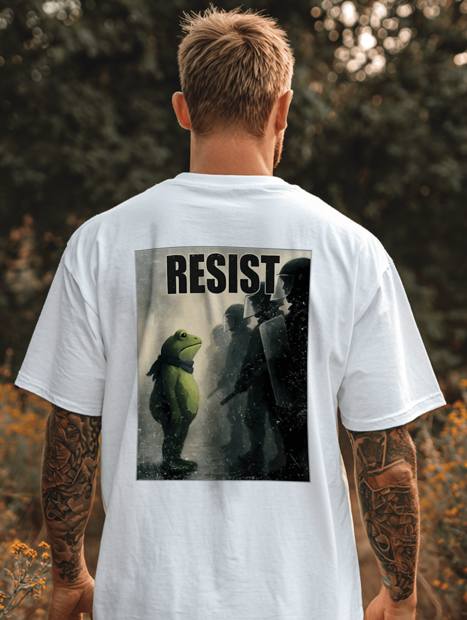 Unisex 100% Cotton Frog Resist Police Defending Power Print T-shirt